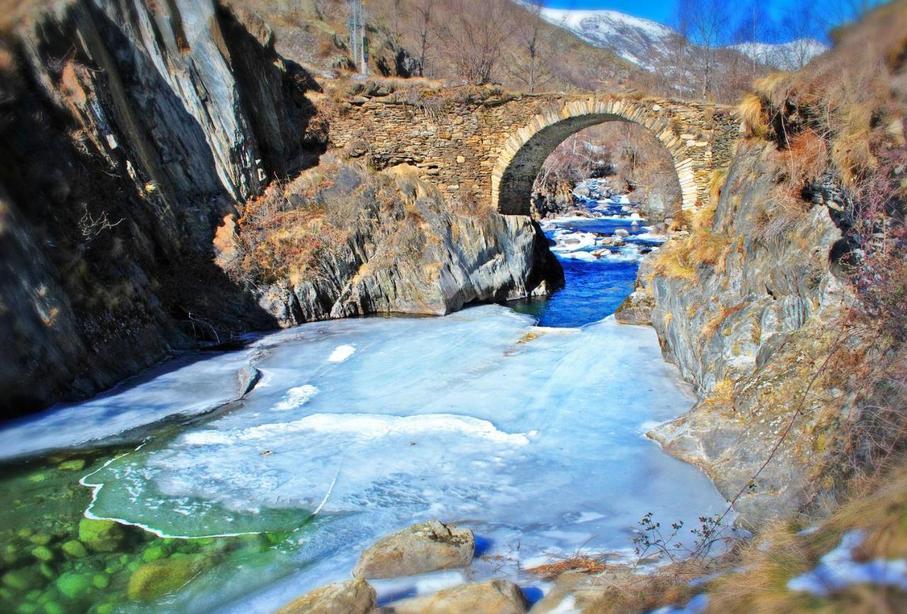 Aparthotel Trainera Esterri d'Àneu Exteriér fotografie