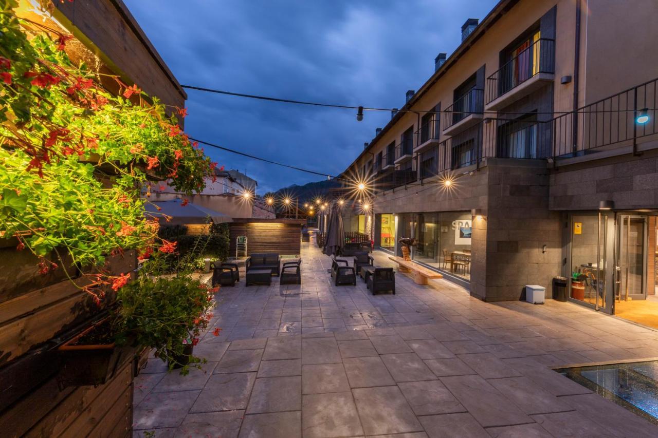 Aparthotel Trainera Esterri d'Àneu Exteriér fotografie